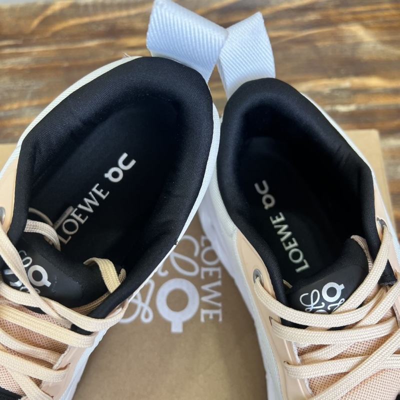 Loewe Sneakers